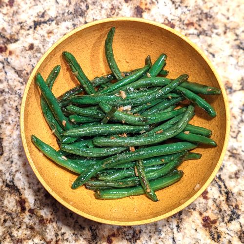 Recipe Image: Garlicky Blistered Green Beans